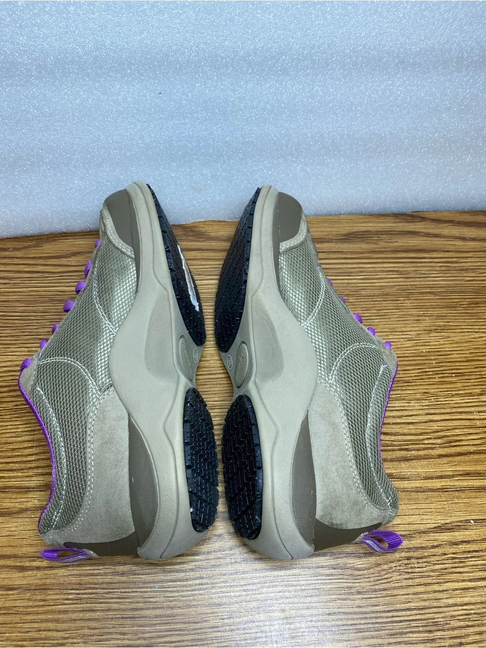 Dansko Sabrina Gray Purple Leather Suede Sneakers Shoes Women's 38 Size 7.5 - 8
